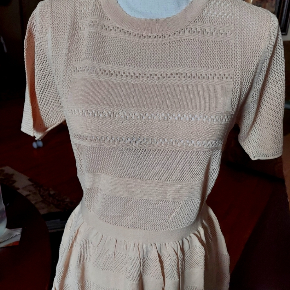 Ladies open weave knit top